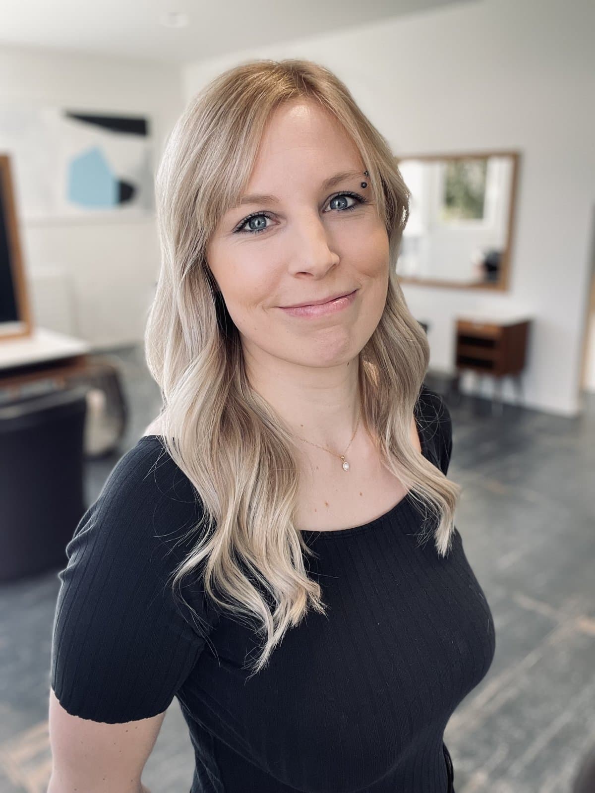 Portrait de Élodie Huber, salon Alex Coiffure